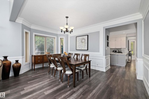 19 Oak Point, St. Albert, AB - Indoor Photo Showing Dining Room