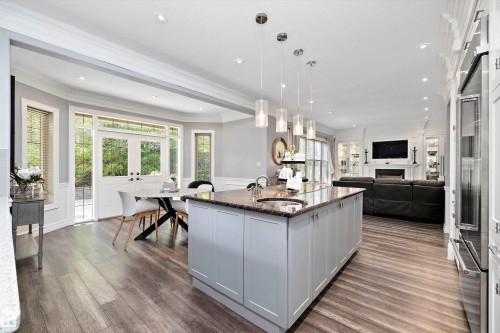 19 Oak Point, St. Albert, AB - Indoor Photo Showing Kitchen With Upgraded Kitchen