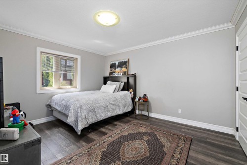 19 Oak Point, St. Albert, AB - Indoor Photo Showing Bedroom