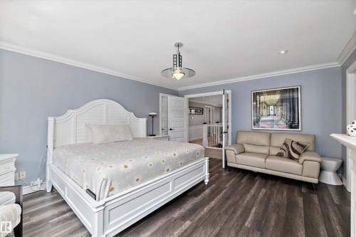 19 Oak Point, St. Albert, AB - Indoor Photo Showing Bedroom