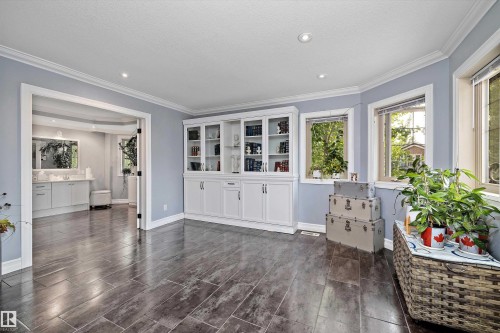 19 Oak Point, St. Albert, AB - Indoor