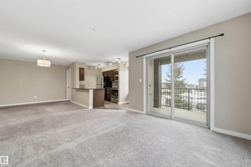 221 1070 Mcconachie Boulevard, Edmonton, AB - Indoor Photo Showing Other Room