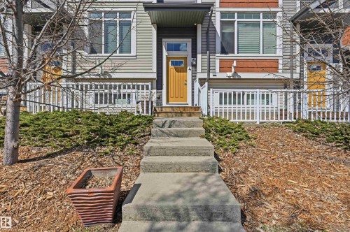 4 320 Secord Boulevard, Edmonton, AB - Outdoor
