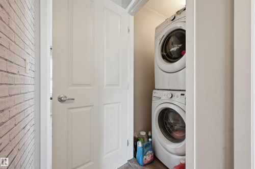 4 320 Secord Boulevard, Edmonton, AB - Indoor Photo Showing Laundry Room