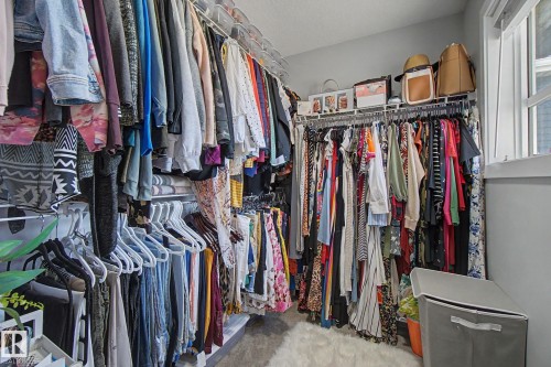 4018 Kinsella Way, Edmonton, AB - Indoor With Storage