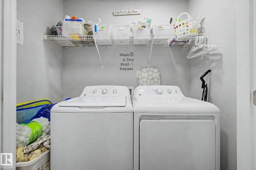 4018 Kinsella Way, Edmonton, AB - Indoor Photo Showing Laundry Room