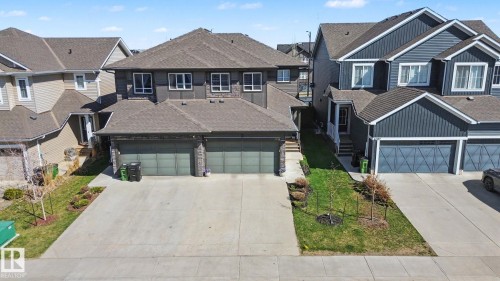 4018 Kinsella Way, Edmonton, AB - Outdoor With Facade