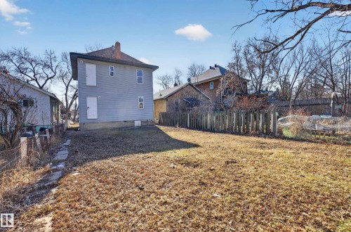 11226 97 Street, Edmonton, AB 
