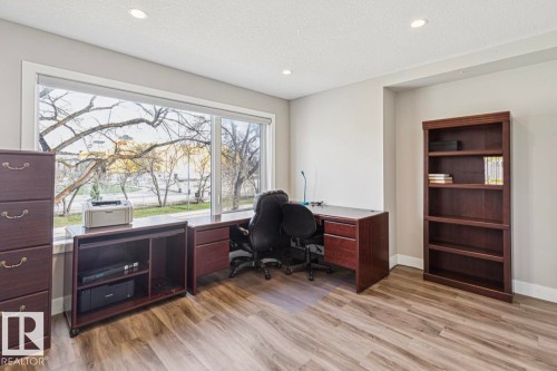 8724 116 Street, Edmonton, AB - Indoor