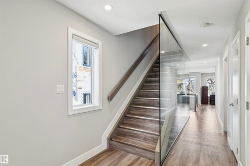 8724 116 Street, Edmonton, AB - Indoor Photo Showing Other Room
