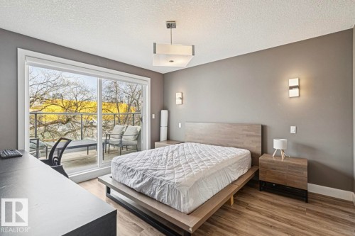 8724 116 Street, Edmonton, AB - Indoor Photo Showing Bedroom