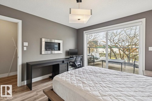 8724 116 Street, Edmonton, AB - Indoor Photo Showing Bedroom