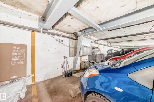 Image quality insufficient for description - 405 10135 Saskatchewan Drive Nw, Edmonton, AB - Indoor Photo Showing Garage