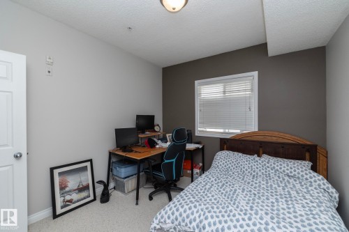 102 304 Lewis Estates Boulevard, Edmonton, AB - Indoor Photo Showing Bedroom