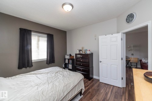 102 304 Lewis Estates Boulevard, Edmonton, AB - Indoor Photo Showing Bedroom