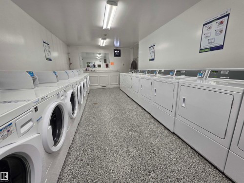 1201 10135 Saskatchewan Drive, Edmonton, AB - Indoor Photo Showing Laundry Room