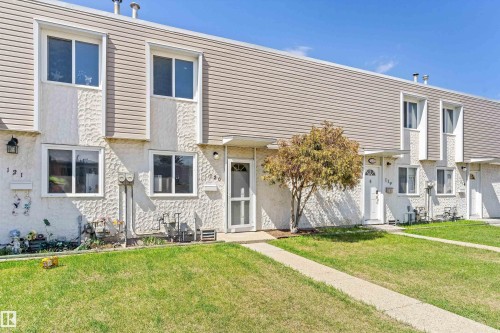 120 Cornell Court, Edmonton, AB - Outdoor With Facade