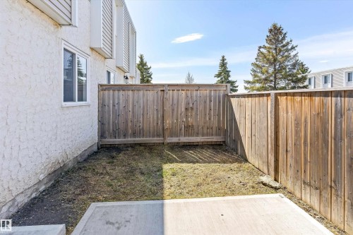 120 Cornell Court, Edmonton, AB - Outdoor