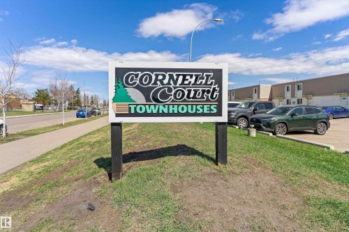 120 Cornell Court, Edmonton, AB - Outdoor