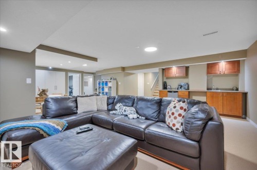 705 Riddell Street, Edmonton, AB - Indoor Photo Showing Living Room