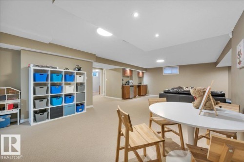 705 Riddell Street, Edmonton, AB - Indoor