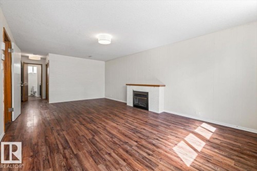 9828 79 Street, Edmonton, AB 