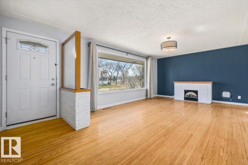 9828 79 Street, Edmonton, AB 