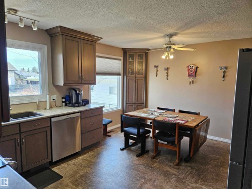 4706 44 Avenue, St. Paul Town, AB - Indoor