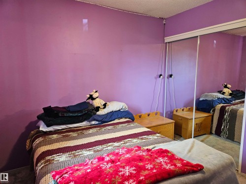 #2 - 4706 44 Avenue, St. Paul Town, AB - Indoor Photo Showing Bedroom
