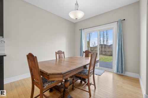 3633 Atkinson Loop, Edmonton, AB - Indoor Photo Showing Dining Room