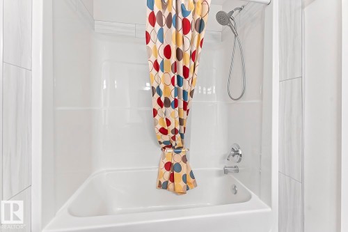 808 26 Street, Cold Lake, AB - Indoor Photo Showing Bathroom