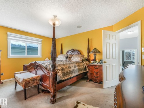 16237 129A Street, Edmonton, AB - Indoor Photo Showing Bedroom