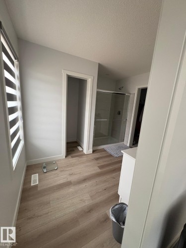 3234 Dixon Way, Edmonton, AB - Indoor Photo Showing Other Room