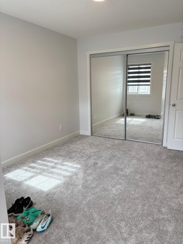 3234 Dixon Way, Edmonton, AB - Indoor Photo Showing Other Room