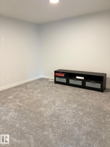 3234 Dixon Way, Edmonton, AB - Indoor Photo Showing Other Room