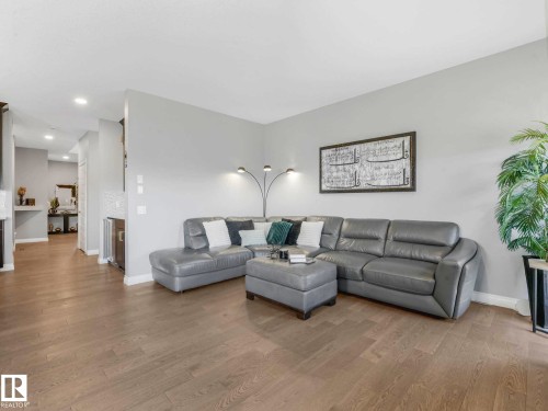 8427 216 Street, Edmonton, AB - Indoor Photo Showing Living Room