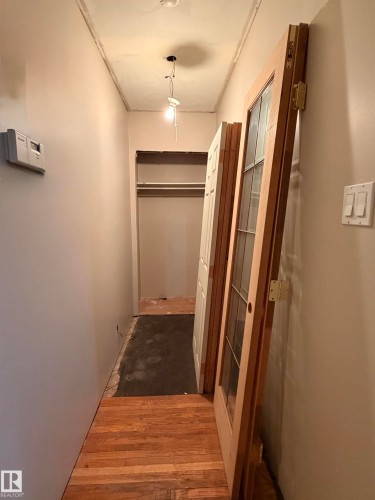 Leduc, AB - Indoor Photo Showing Other Room