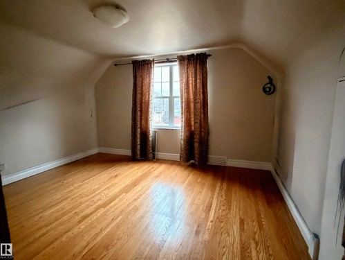 Leduc, AB - Indoor Photo Showing Other Room