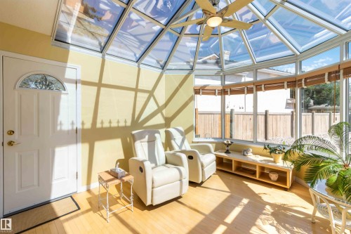 8 Butterworth Point(E), Edmonton, AB - Indoor Photo Showing Other Room