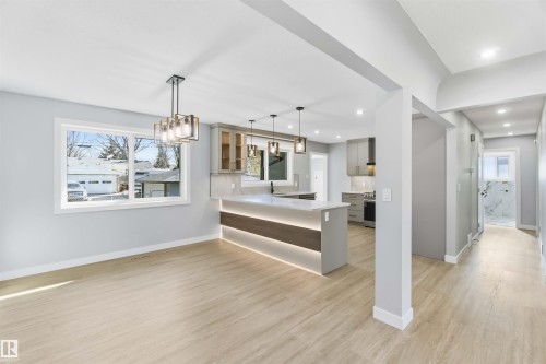 8736 66 Avenue, Edmonton, AB 