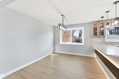 8736 66 Avenue, Edmonton, AB 