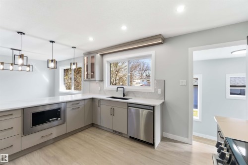 8736 66 Avenue, Edmonton, AB 