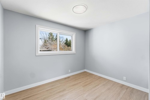 8736 66 Avenue, Edmonton, AB 