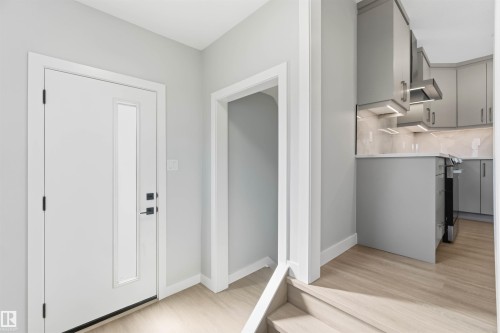 8736 66 Avenue, Edmonton, AB 
