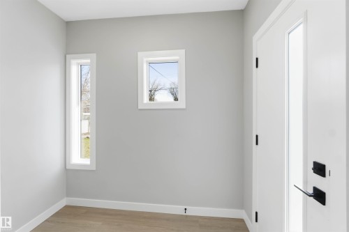 8736 66 Avenue, Edmonton, AB 
