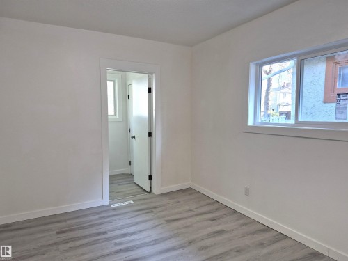 11240 94 Street, Edmonton, AB - Indoor Photo Showing Other Room
