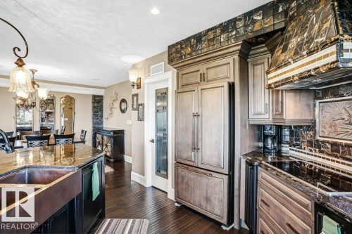 602 8728 Gateway Boulevard, Edmonton, AB - Indoor Photo Showing Kitchen With Double Sink