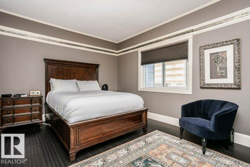 602 8728 Gateway Boulevard, Edmonton, AB - Indoor Photo Showing Bedroom