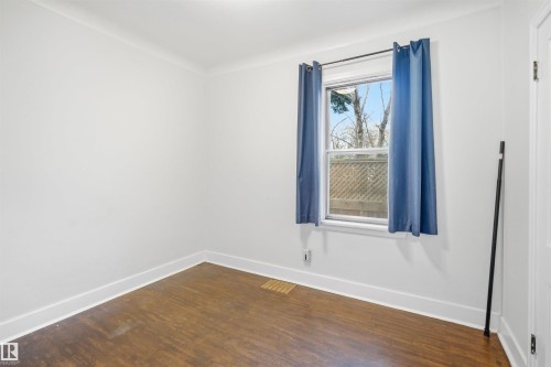 11617 89 Street, Edmonton, AB - Indoor Photo Showing Other Room