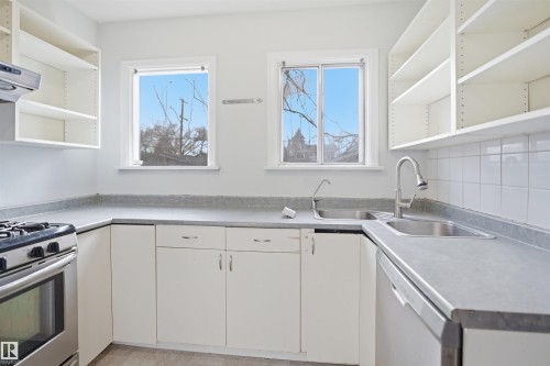 11617 89 Street, Edmonton, AB - Indoor Photo Showing Kitchen